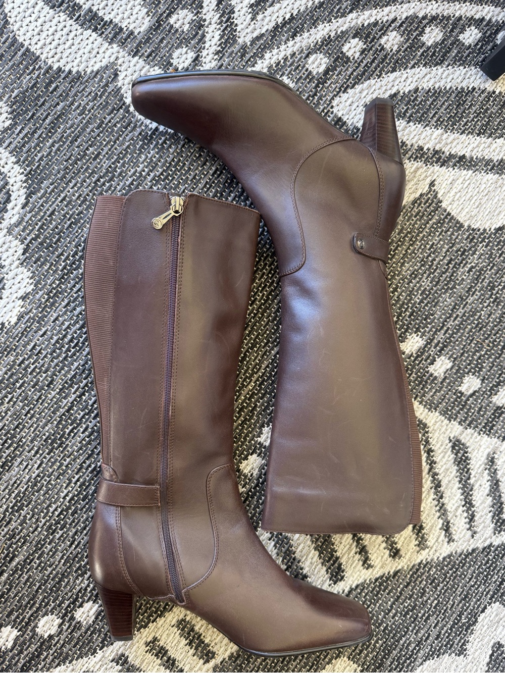 Size 7 Blondo Brown Leather Knee High Boots Block Heel Side Zip Waterproof
